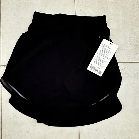 Lululemon Hotty Hot High-Rise Skirt *Long size 4 - Picture 8 of 10